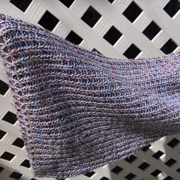 Multicolored Thread Sweater - Picture 3 of 4